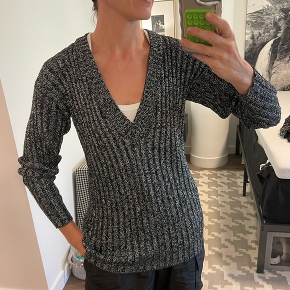 Vintage Deep-V Tunic sweater - Picture 1 of 4